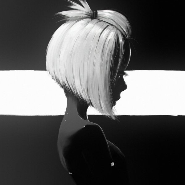 На аву девушка с каре