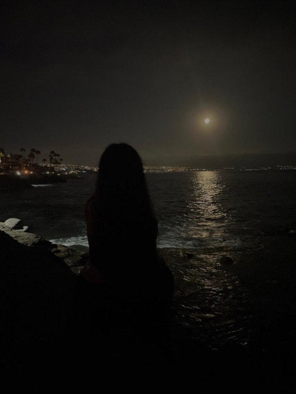 Девушка ночь