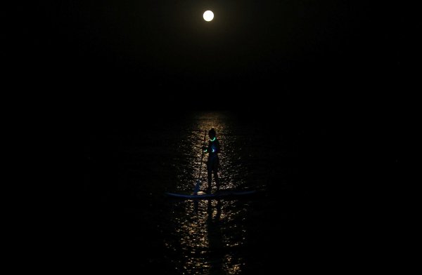 Девушка ночь