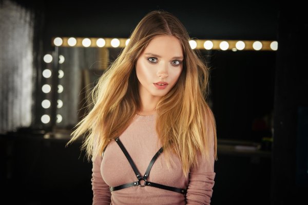 Катя девушка