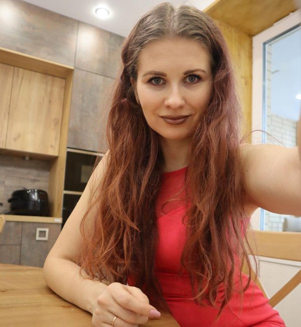 Катя девушка