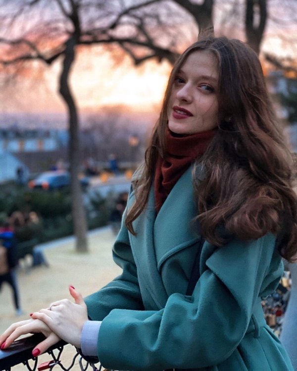 Катя девушка