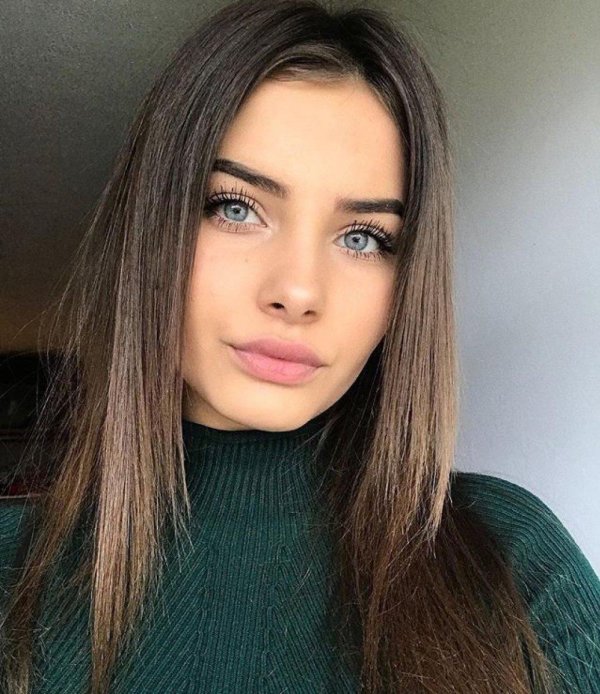 Катя девушка