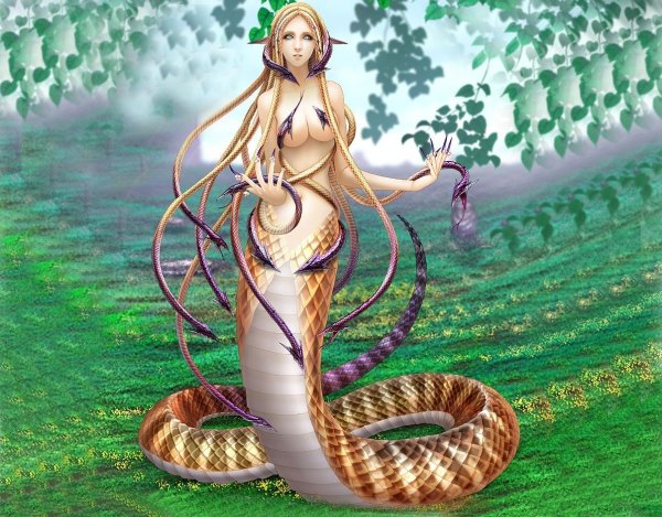 Девушка змея