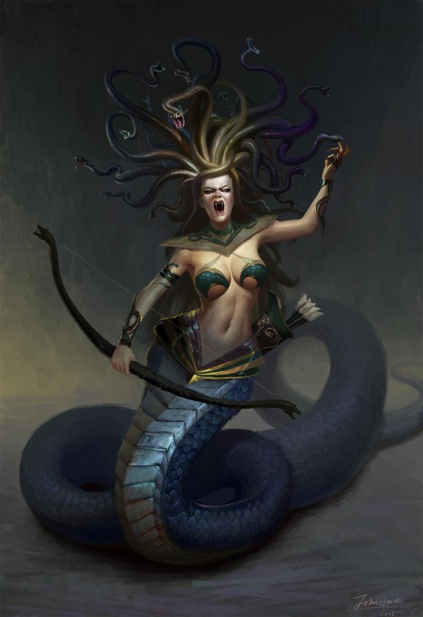 Девушка змея