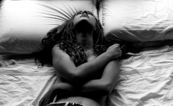 Девушка сверху