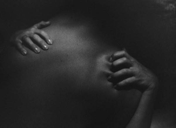 Девушка сверху