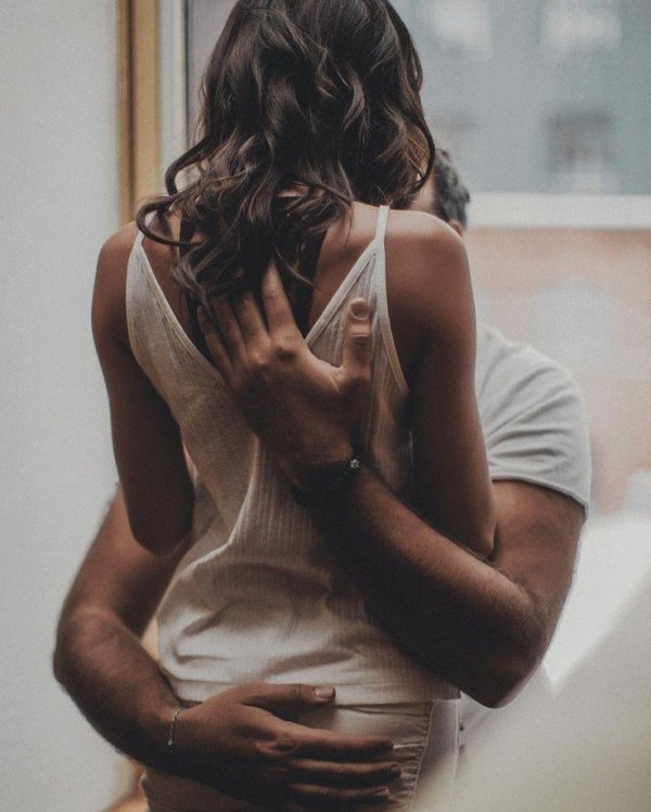 Девушка сверху