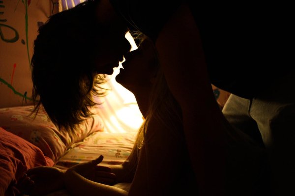 Девушка сверху