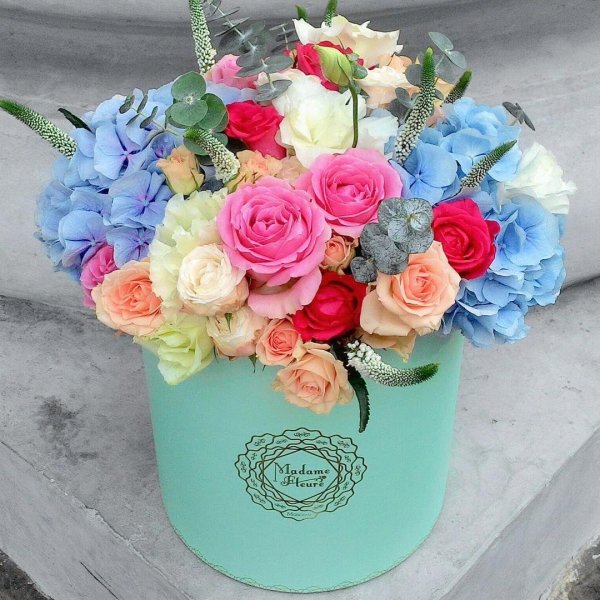 букет в коробке