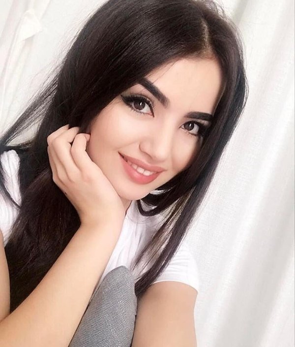 Узбекская девушка