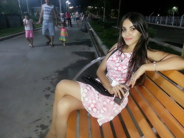 Узбекская девушка