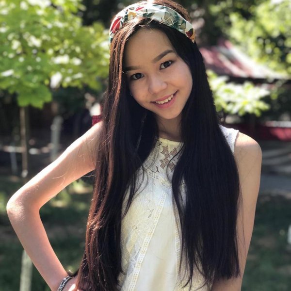 Узбекская девушка