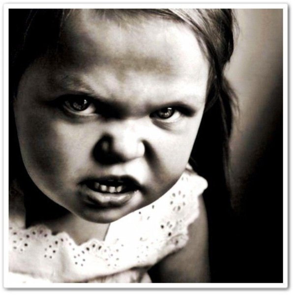 Злая девушка