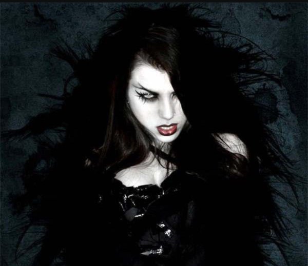 Злая девушка