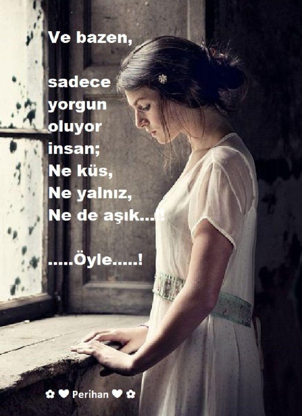 Печальная девушка