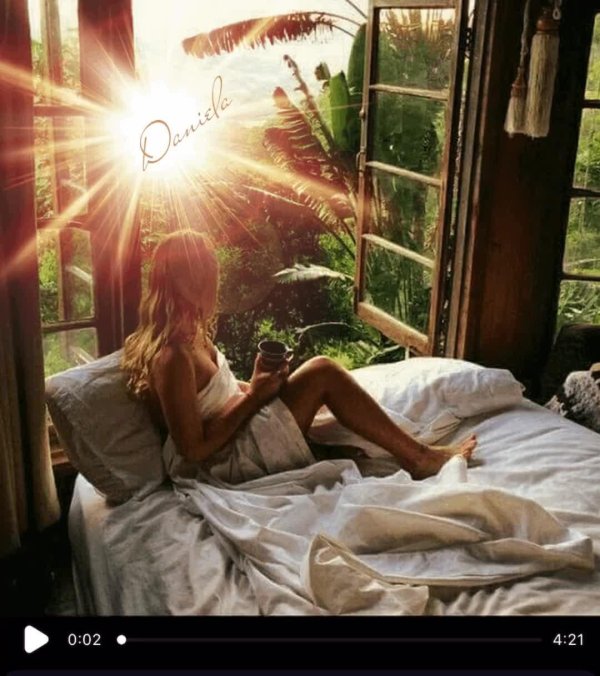 Утро девушка