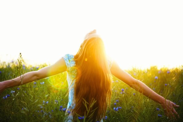 Солнце девушка