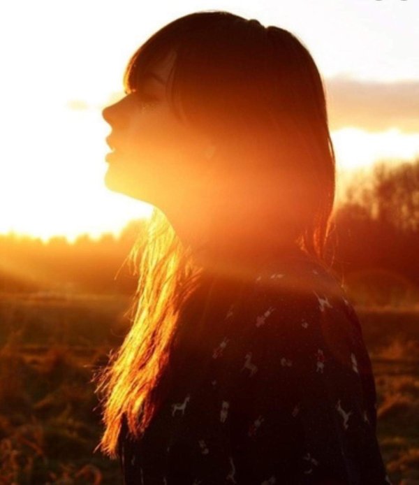 Солнце девушка