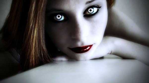 Страшно девушка