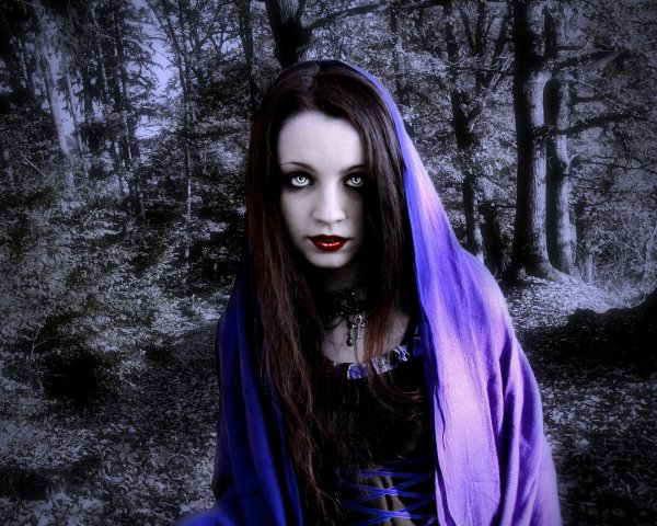 Страшно девушка