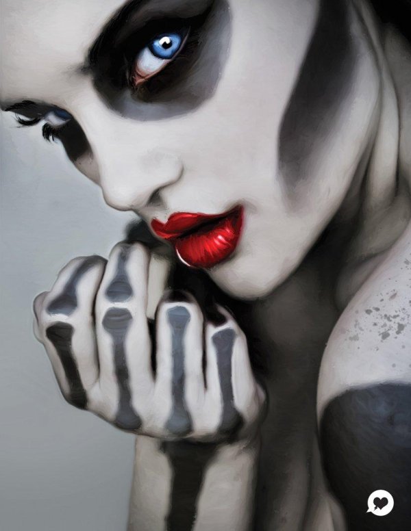 Страшно девушка