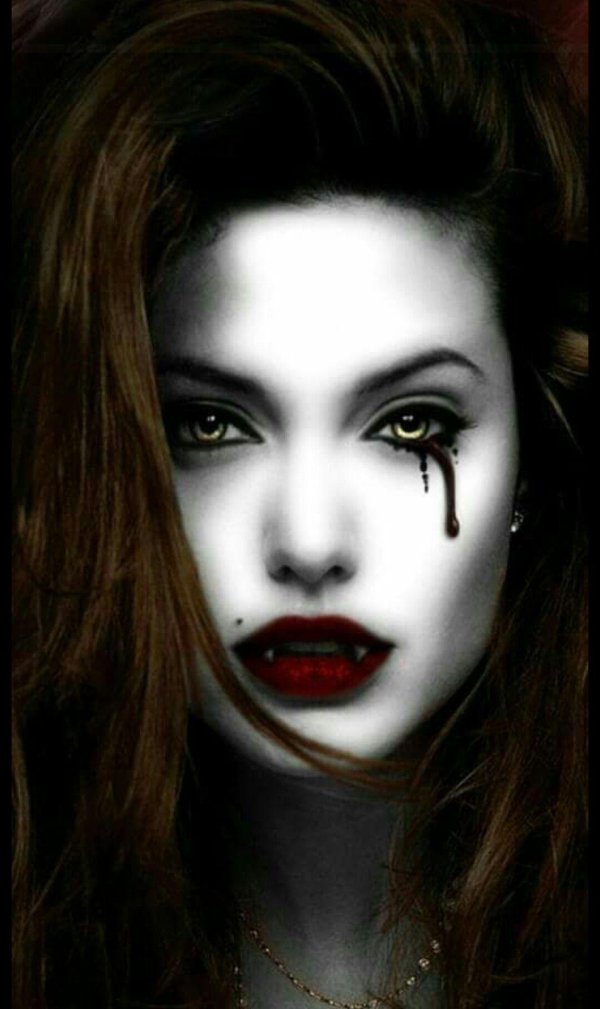 Страшно девушка