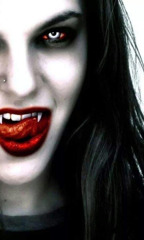 Страшно девушка