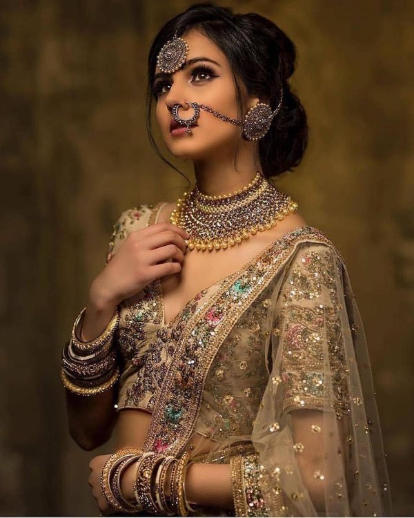 Девушка индия