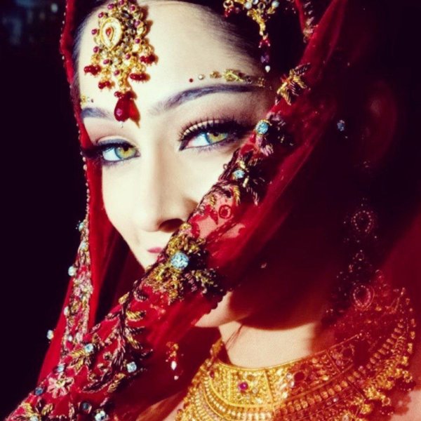 Девушка индия