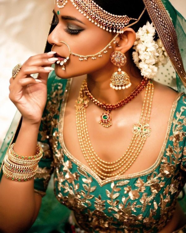 Девушка индия