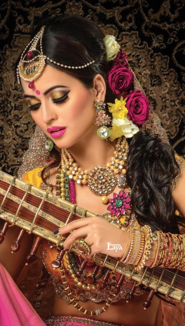 Девушка индия