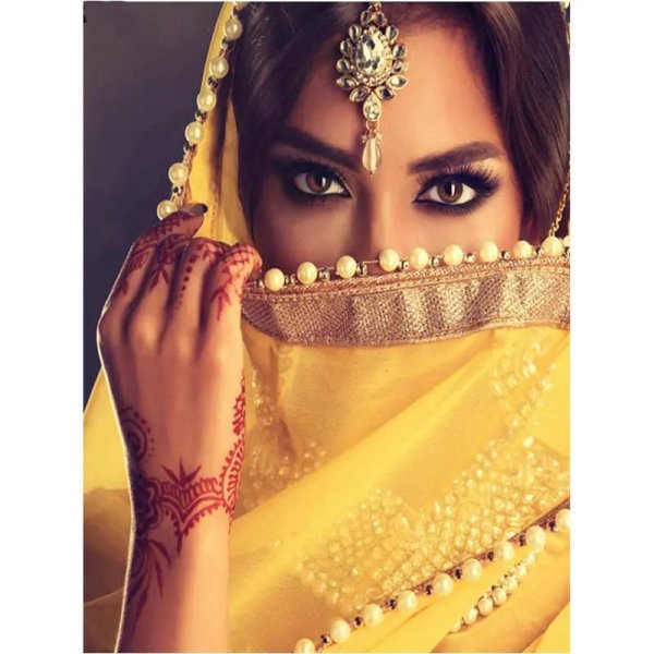 Девушка индия