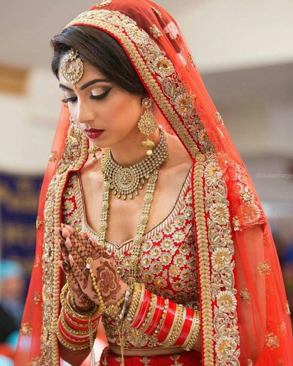 Девушка индия