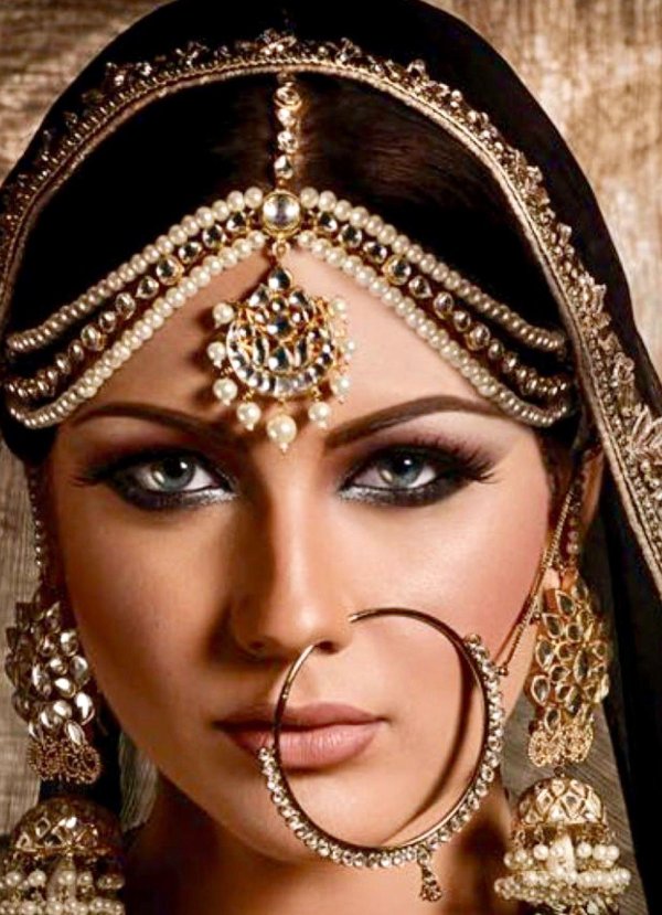 Девушка индия