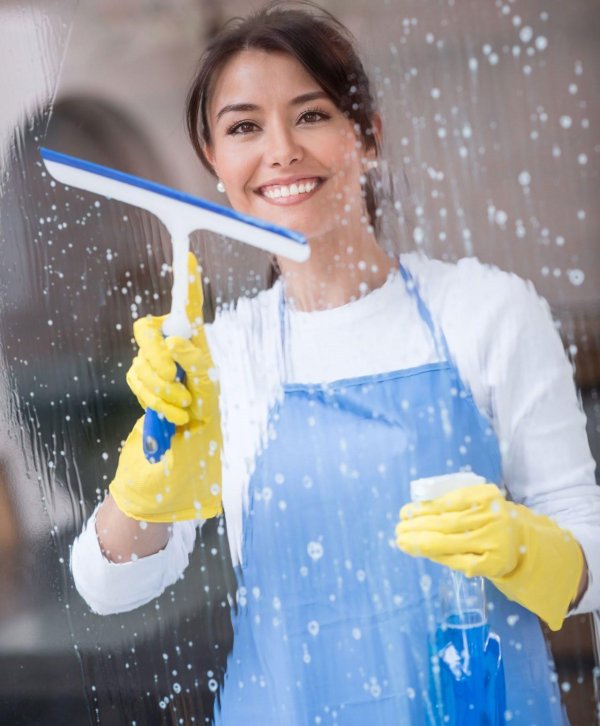 Девушка клининг