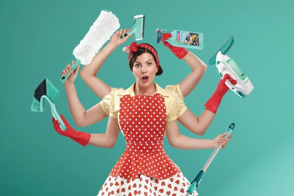 Девушка клининг