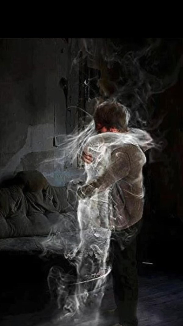 Девушка призрак