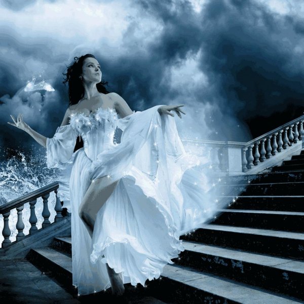 Девушка призрак