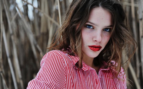 Необычные с девушками