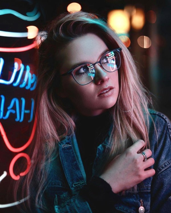 Необычные с девушками