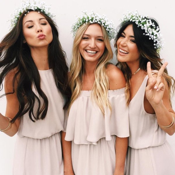 С 3 девушками