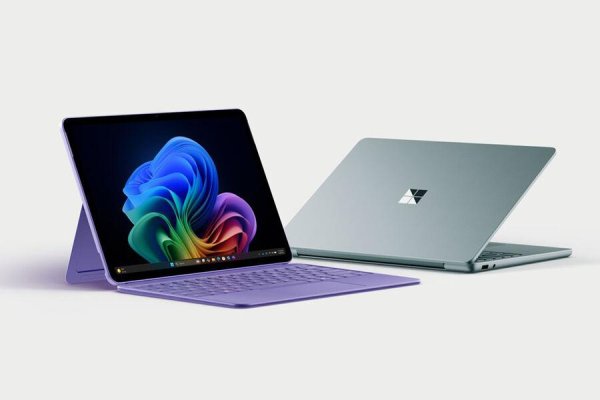 С 3 девушками