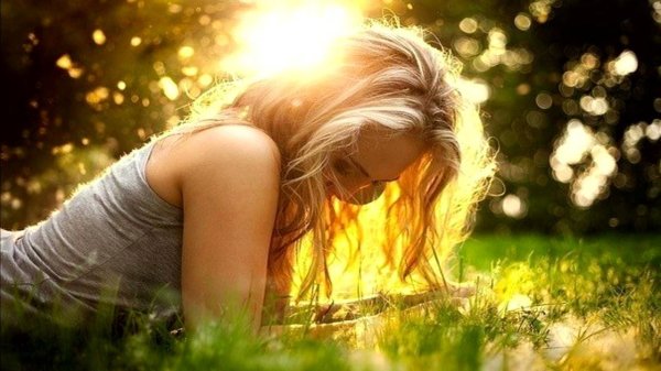 Девушка и солнце