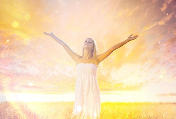 Девушка и солнце