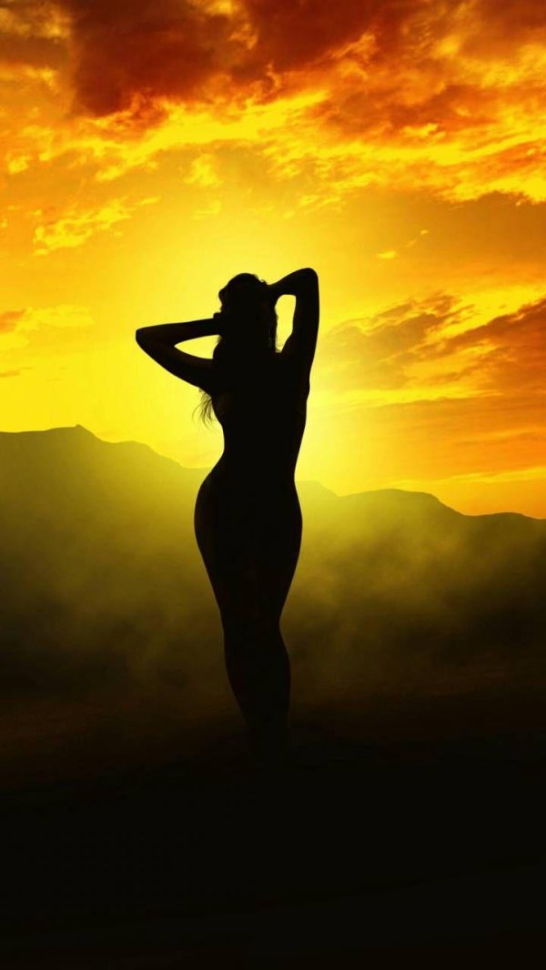 Девушка и солнце