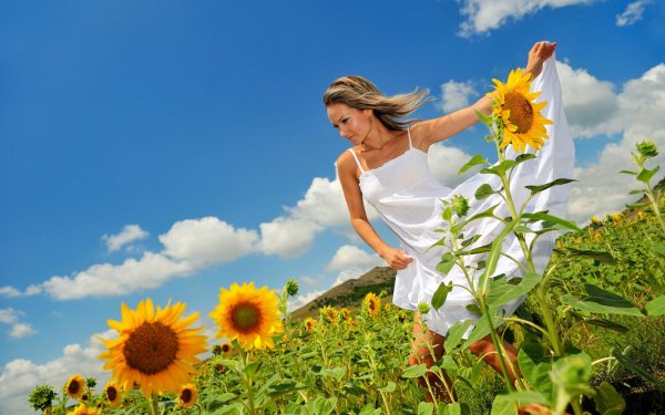 Девушка и солнце