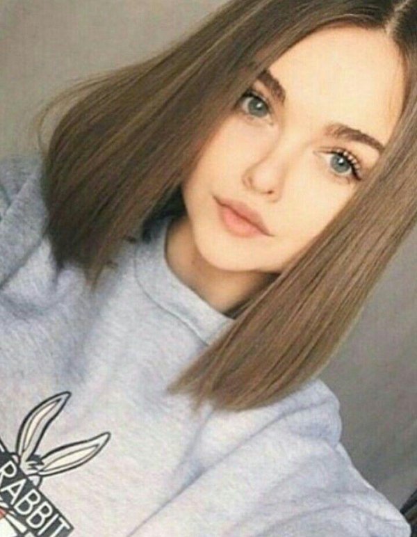 Девушка 12 лет