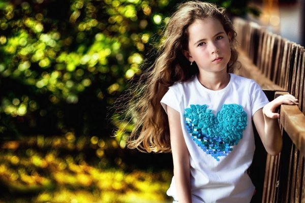 Девушка 12 лет