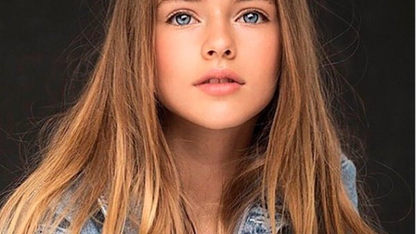 Девушка 12 лет